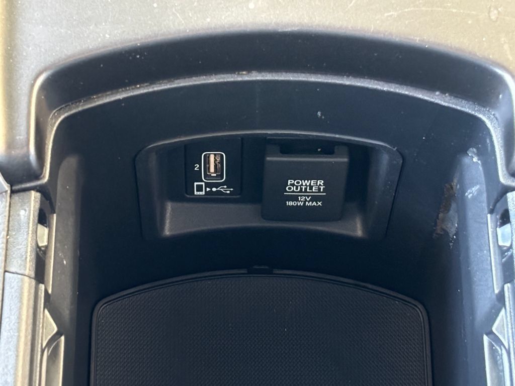 Used 2018 Honda Accord EX image 18