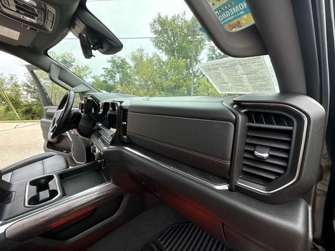 Certified 2024 Chevrolet Silverado 2500 LTZ w/ LTZ Premium Package AWD/4WD image 29