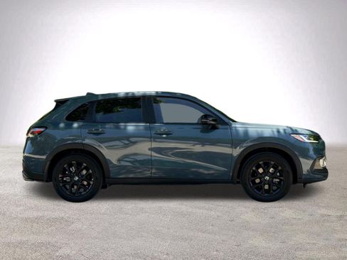 Used 2025 Honda HR-V Sport image 10