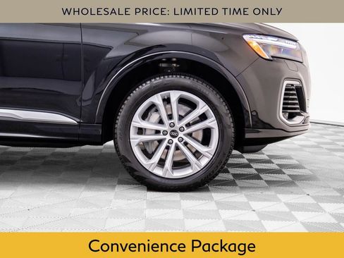Used 2025 Audi Q7 3.0T Prestige w/ Prestige Package image 31