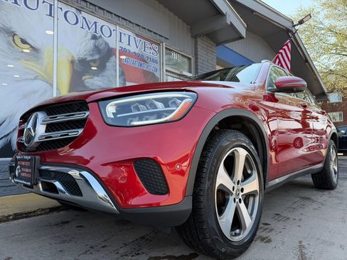 Used 2020 Mercedes-Benz GLC 300 4MATIC image 7