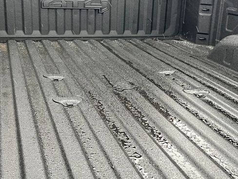 Used 2021 GMC Sierra 2500 AT4 w/ AT4 Premium Plus Package image 12