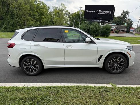Used 2020 BMW X5 xDrive40i w/ M Sport Package AWD/4WD image 6