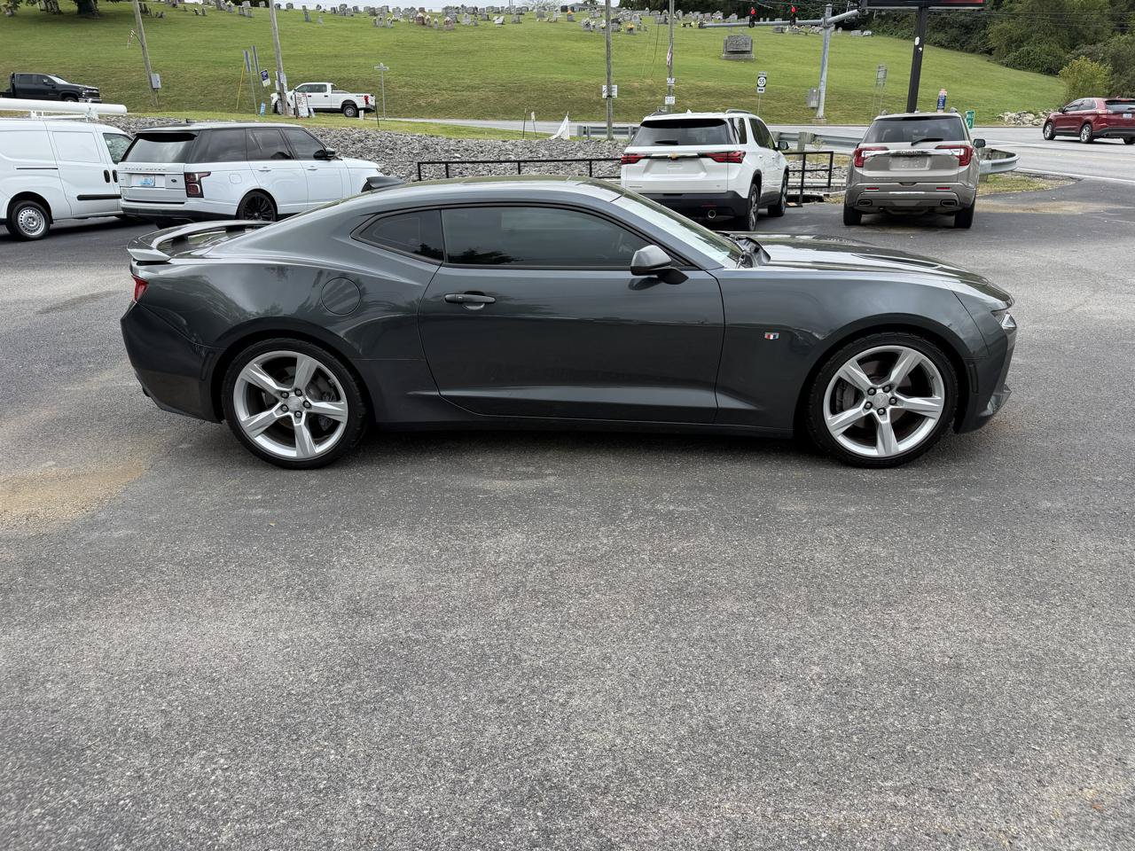 Used 2018 Chevrolet Camaro SS RWD image 6
