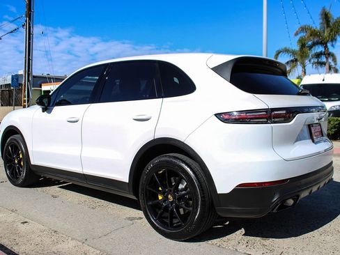 Used 2019 Porsche Cayenne image 3