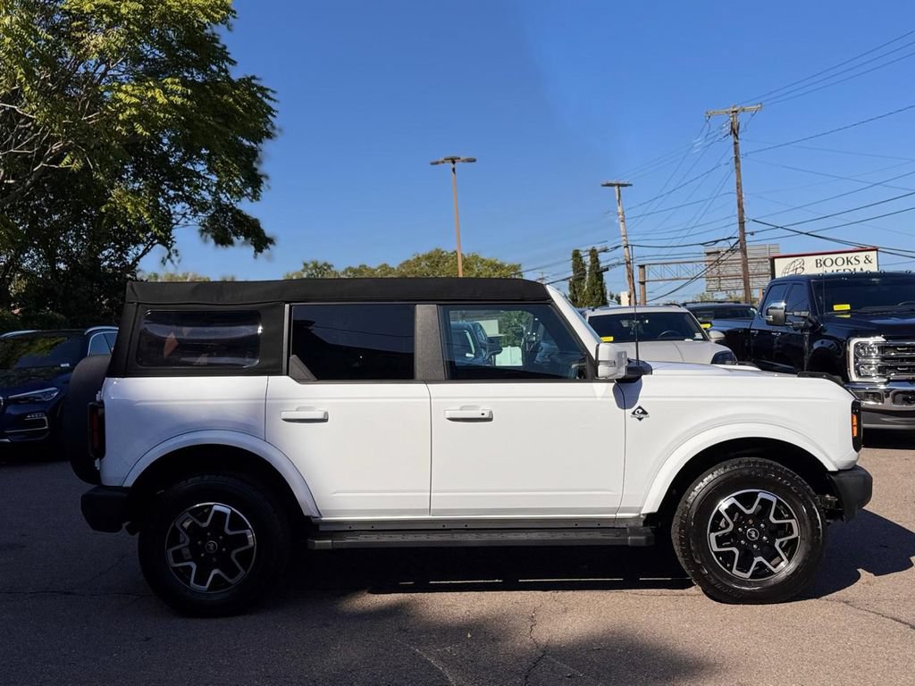 Used 2023 Ford Bronco Outer Banks AWD/4WD image 7