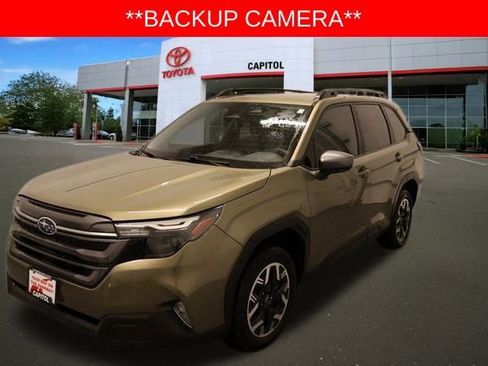 Used 2025 Subaru Forester Premium w/ Convenience Package #1 image 7