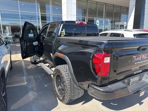 Used 2025 GMC Canyon AT4 w/ AT4X Package image 6