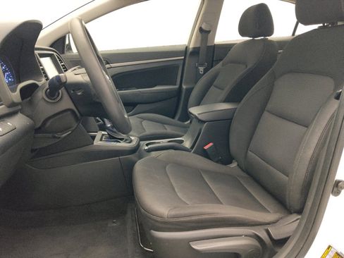 Used 2018 Hyundai Elantra SEL FWD image 17