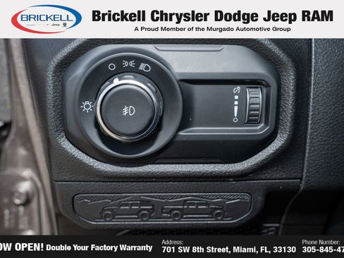Used 2025 Jeep Wrangler Unlimited Sport AWD/4WD image 29