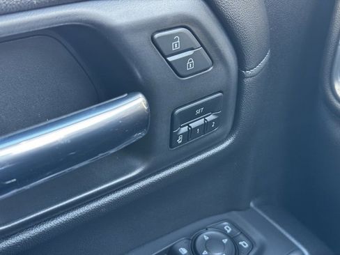 Used 2021 Chevrolet Silverado 1500 LTZ image 34