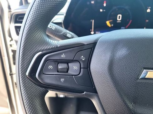 Used 2025 Chevrolet TrailBlazer LS FWD image 31