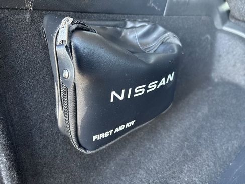 Used 2023 Nissan Rogue S FWD image 38