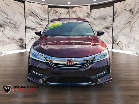 Used 2016 Honda Accord Sport image 2