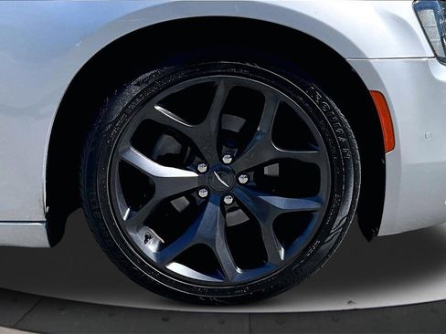Certified 2021 Chrysler 300 S image 33