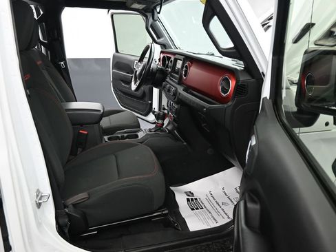 Used 2020 Jeep Wrangler Unlimited Rubicon AWD/4WD image 24