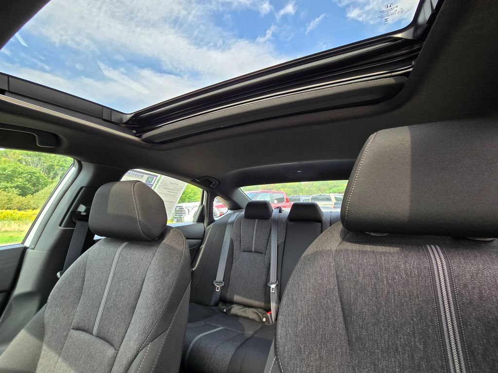 Used 2023 Honda Accord Sport image 28