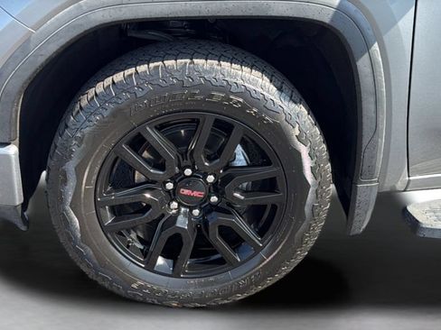 Used 2021 GMC Sierra 1500 Elevation AWD/4WD image 19