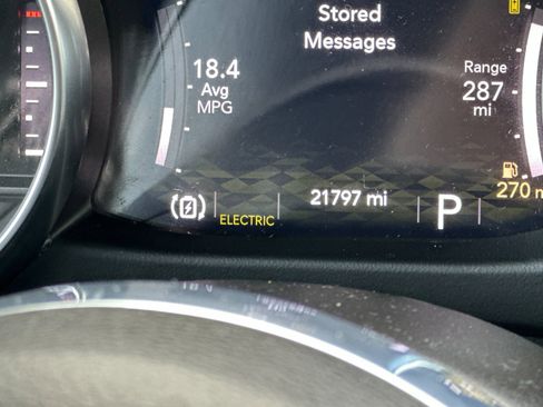 Used 2023 Jeep Wrangler Unlimited Sahara w/ Cold Weather Group image 28