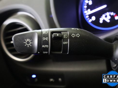Used 2020 Hyundai Kona SEL Plus w/ Cargo Package FWD image 30