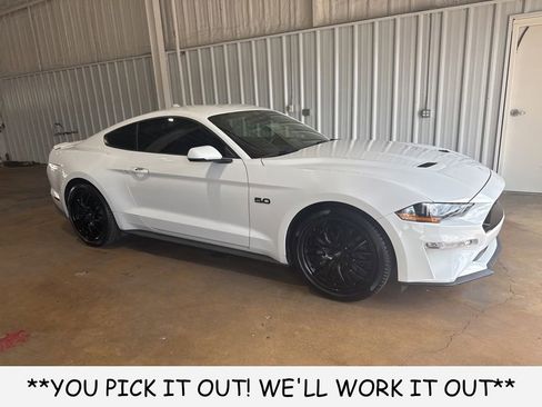 Used 2022 Ford Mustang GT Premium w/ Equipment Group 401A RWD image 2