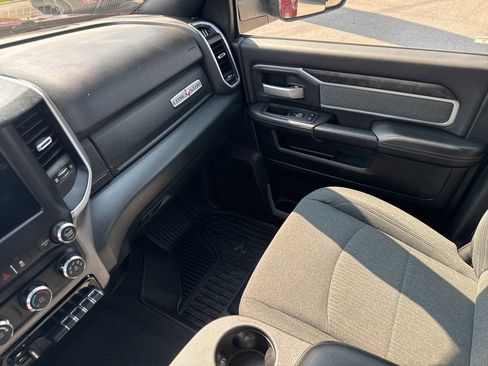 Used 2019 RAM 3500 Lone Star image 33