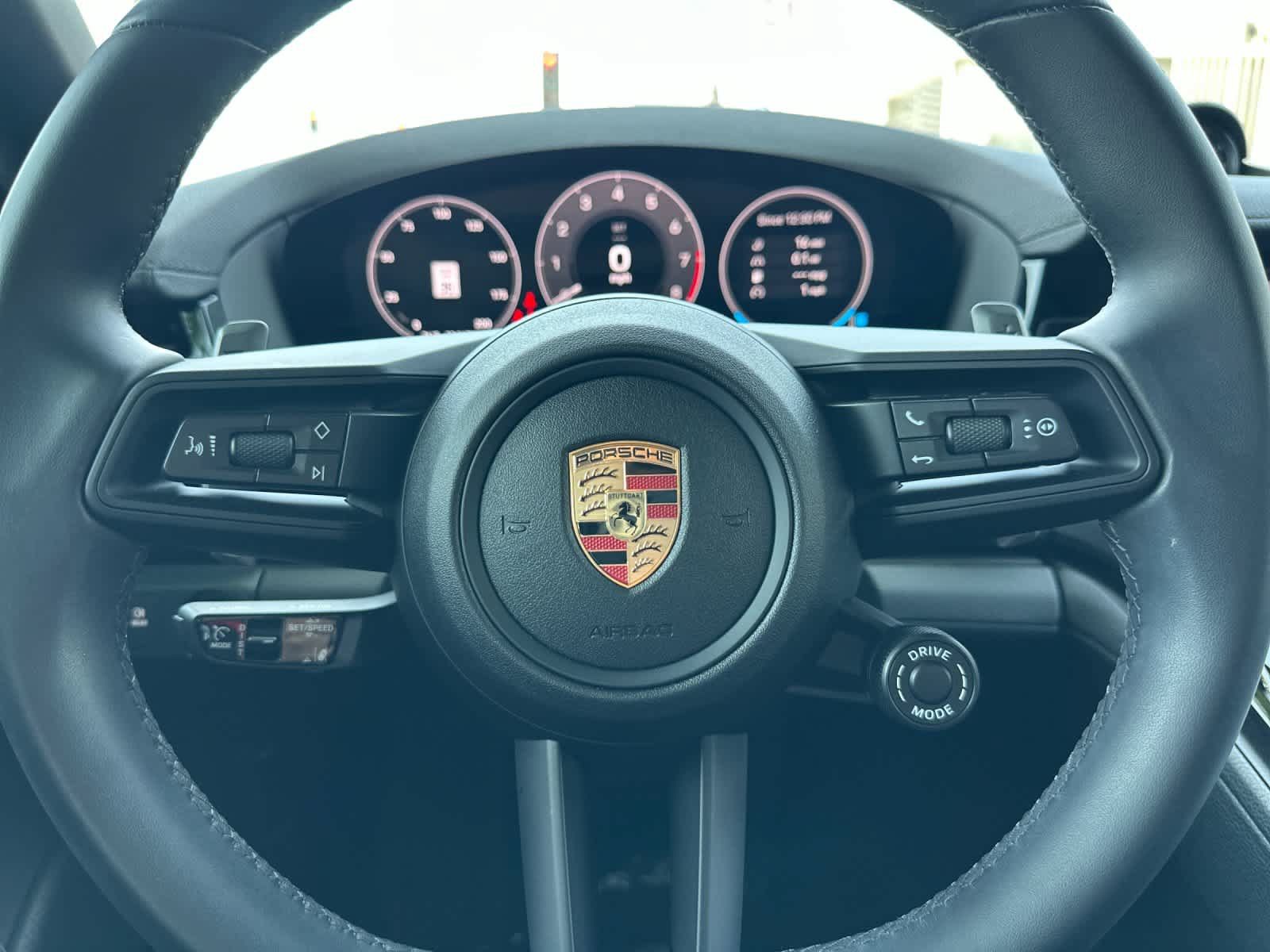 Certified 2025 Porsche Panamera 4 AWD/4WD image 26