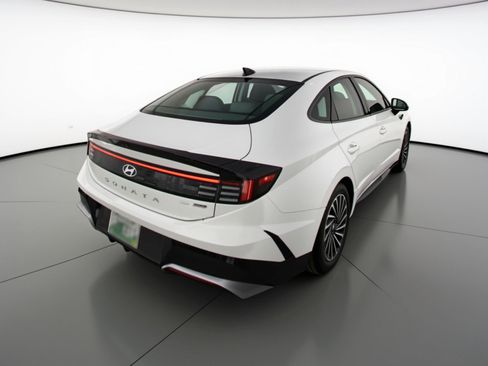 Used 2025 Hyundai Sonata SEL image 9