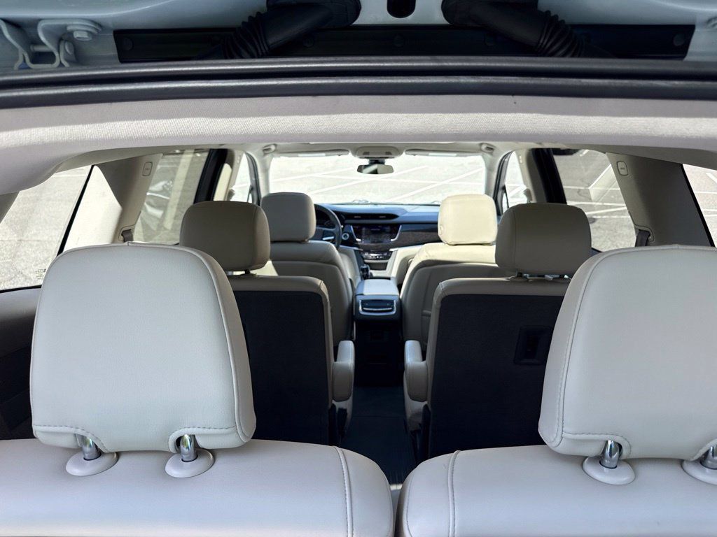 Used 2021 Cadillac XT6 Premium Luxury AWD/4WD image 23
