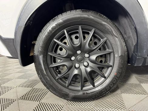Used 2021 Nissan Kicks S FWD image 42