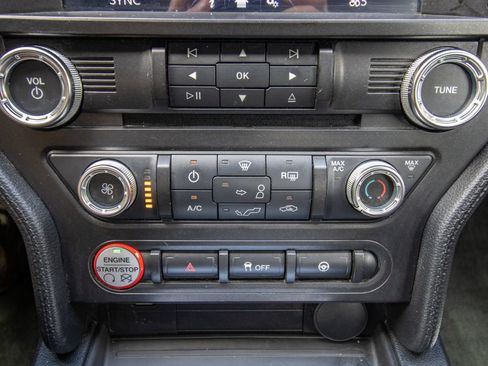 Used 2015 Ford Mustang GT RWD image 26