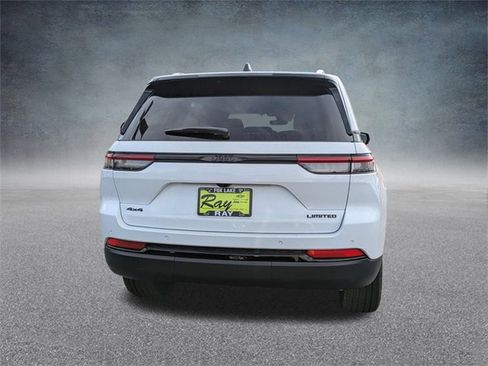 New 2025 Jeep Grand Cherokee Limited w/ Black Appearance Package image 5