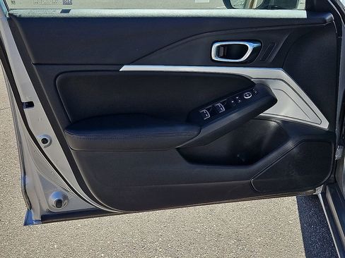 Used 2025 Acura Integra FWD image 15