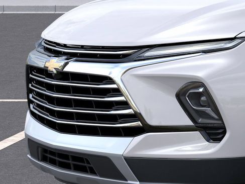 New 2025 Chevrolet Blazer Premier w/ Driver Confidence II Package image 38