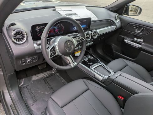 New 2026 Mercedes-Benz GLB 250 4MATIC image 12