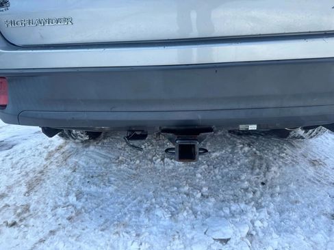 Used 2017 Toyota Highlander XLE image 20