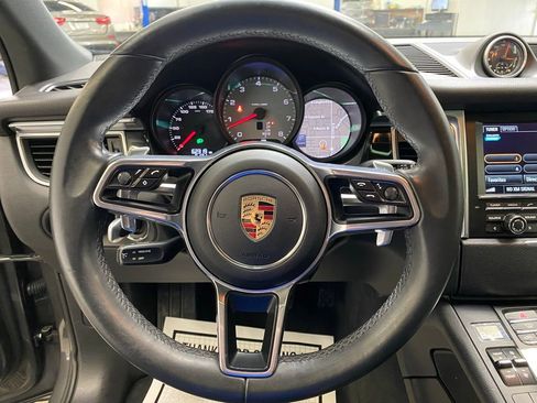 Used 2016 Porsche Macan S image 25