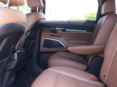 Used 2024 Kia Telluride EX X-Line image 13