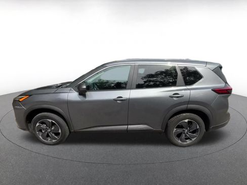 Used 2025 Nissan Rogue SV FWD image 7