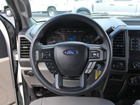 Used 2022 Ford F250 XL w/ Power Equipment Group image 22