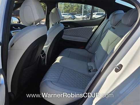 Used 2025 Genesis G70 3.3T Advanced w/ Sport Prestige Package image 6