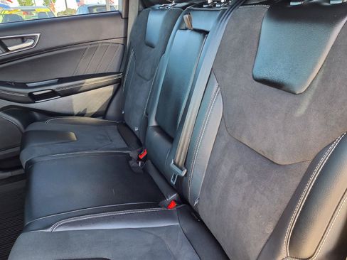 Used 2024 Ford Edge ST w/ Equipment Group 401A AWD/4WD image 7