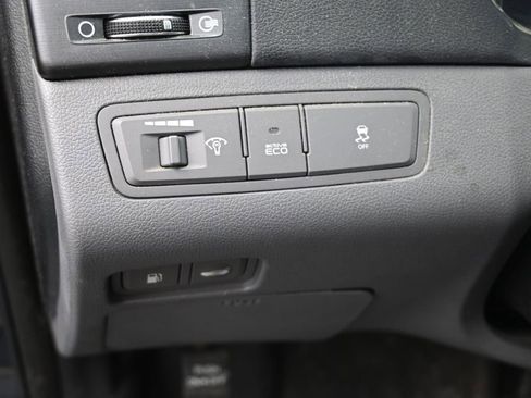 Used 2011 Hyundai Sonata SE FWD image 14