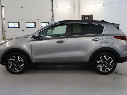 Used 2022 Kia Sportage EX w/ EX Technology Package AWD/4WD image 4