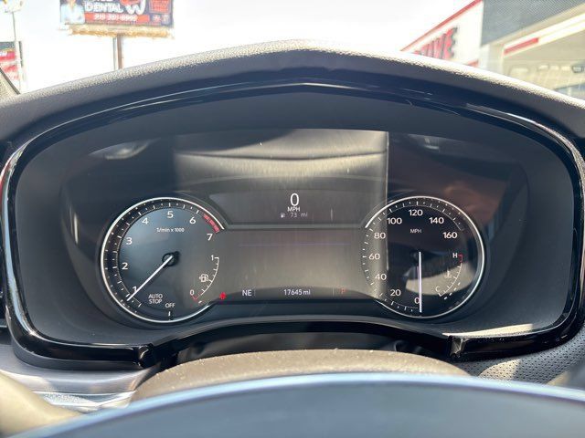 Used 2023 Cadillac XT5 Luxury w/ LPO, Floor Liner Package FWD image 33