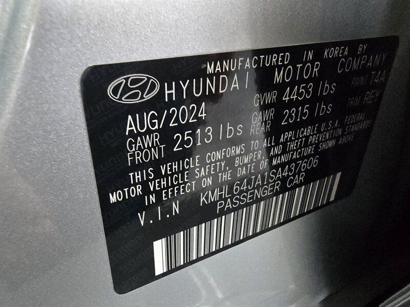 Used 2025 Hyundai Sonata SEL FWD image 31