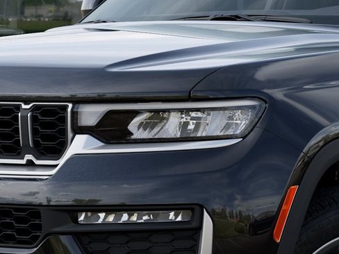 New 2026 Jeep Grand Cherokee Limited AWD/4WD image 36