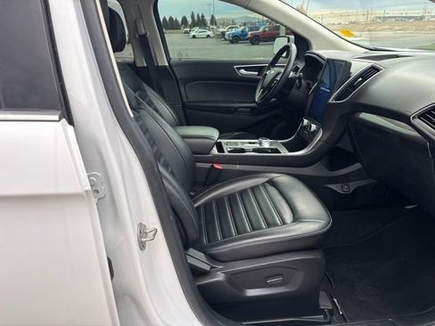 Used 2023 Ford Edge SEL image 21