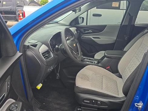 Used 2024 Chevrolet Equinox LS w/ LS Convenience Package FWD image 7