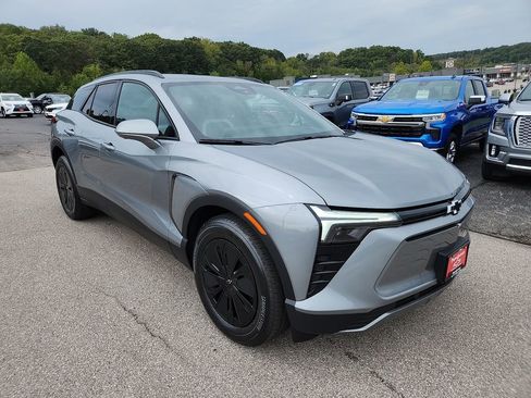 New 2026 Chevrolet Blazer EV LT image 2